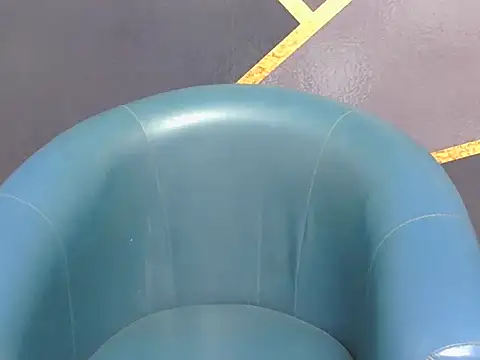 Snapshot of shiny-krisha chatting on October 27, 2025, 4:16 am shiny-krisha online show from October 27, 2025, 4:16 am