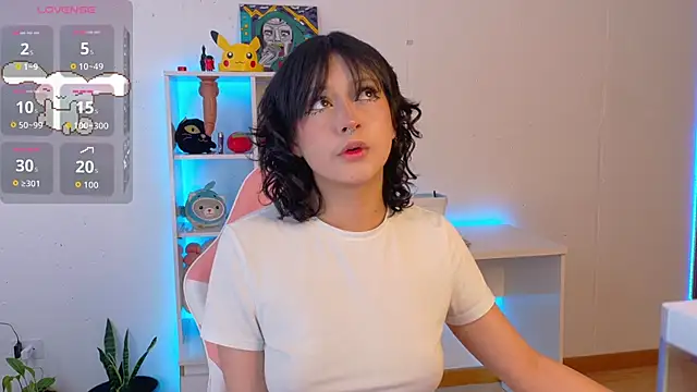 Sallie Doll online show from November 11, 2025, 4:51 pm