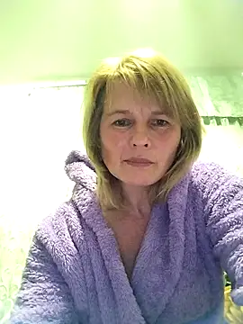 Masha412111 online show from November 25, 2025, 9:04 pm