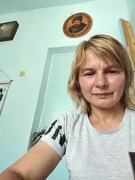 Snapshot of Masha412111 chatting on June 11, 2026, 8:56 am Masha412111 online show from June 11, 2026, 8:56 am