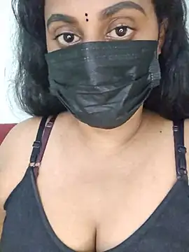 Dheronika sweetie online show from August 3, 2026, 6:33 pm