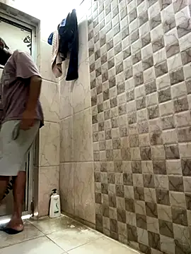 Snapshot of CoupleSatified chatting on October 6, 2025, 1:58 am CoupleSatified online show from October 6, 2025, 1:58 am