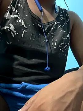 Snapshot of CoupleSatified chatting on October 6, 2025, 4:37 pm CoupleSatified online show from October 6, 2025, 4:37 pm