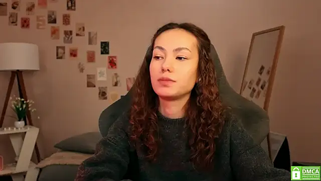 Snapshot of branchwithflowerss chatting on November 13, 2025, 1:32 pm branchwithflowerss online show from November 13, 2025, 1:32 pm