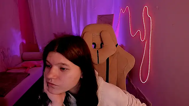 StasyaCollins online show from December 2, 2025, 7:14 am