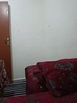 Miss-Queen online show from June 11, 2026, 7:56 pm