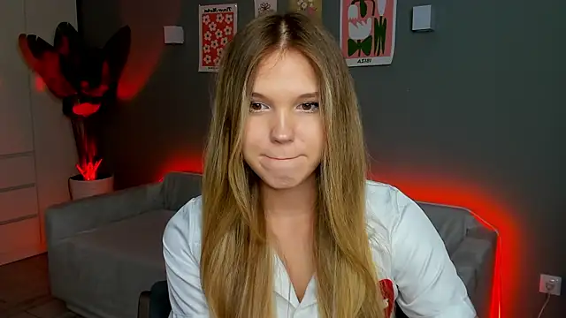 Snapshot of linakorvin chatting on November 21, 2025, 1:10 pm linakorvin online show from November 21, 2025, 1:10 pm