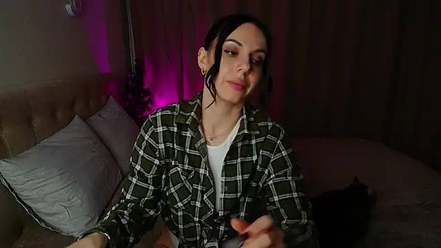 Snapshot of Poison_inyour_Mind__ chatting on October 18, 2025, 4:19 pm Poison inyour Mind online show from October 18, 2025, 4:19 pm