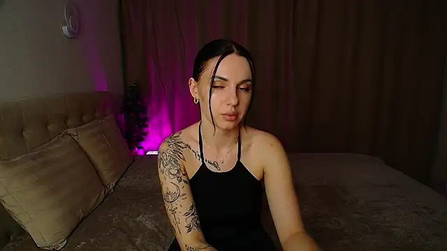 Snapshot of Poison_inyour_Mind__ chatting on November 4, 2025, 7:46 pm Poison inyour Mind online show from November 4, 2025, 7:46 pm