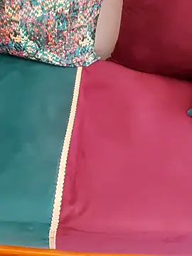 Snapshot of Rihame07 chatting on October 17, 2025, 10:51 am Rihame07 online show from October 17, 2025, 10:51 am