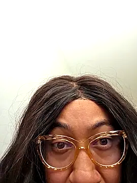 Snapshot of Adri-x chatting on October 2, 2025, 8:38 pm Adri-x online show from October 2, 2025, 8:38 pm