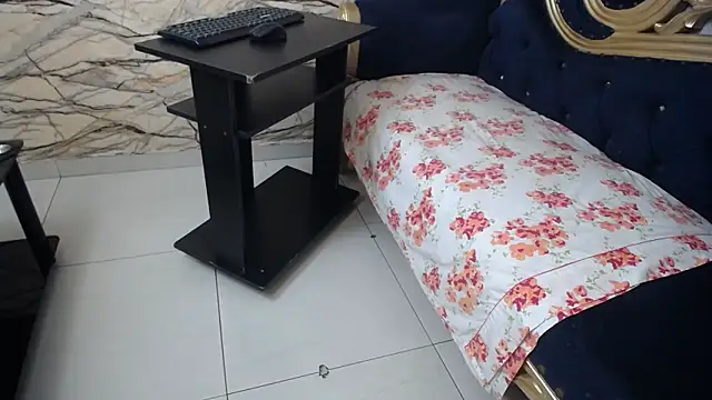 Snapshot of kimberly_candy chatting on November 4, 2025, 7:24 pm kimberly candy online show from November 4, 2025, 7:24 pm