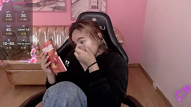 Snapshot of mia_foster_t chatting on November 8, 2025, 12:49 pm mia foster t online show from November 8, 2025, 12:49 pm