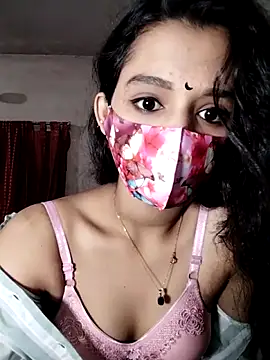 Snapshot of night_queeen7 chatting on October 5, 2025, 12:03 pm night queeen7 online show from October 5, 2025, 12:03 pm