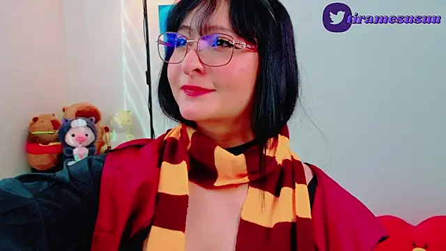 tiramesusuu online show from November 16, 2025, 8:14 pm