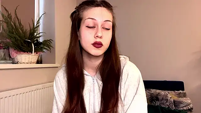 Snapshot of Nayra_flash chatting on March 9, 2026, 1:37 pm Nayra flash online show from March 9, 2026, 1:37 pm