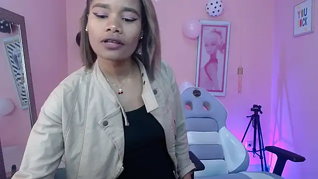 ingrid03 taffur online show from November 2, 2025, 1:35 pm