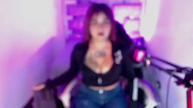 ivoni online show from October 4, 2025, 6:50 pm