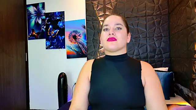 Snapshot of Hurrem99 chatting on November 6, 2025, 8:10 pm Hurrem99 online show from November 6, 2025, 8:10 pm