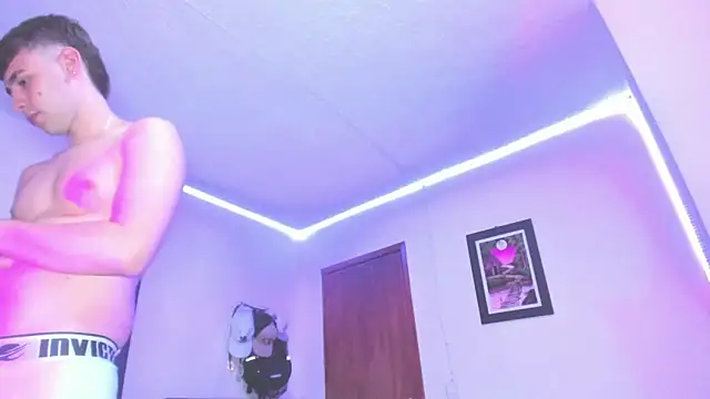 PapiNoha online show from October 22, 2025, 10:31 pm