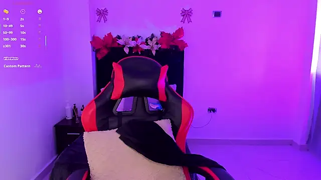 Snapshot of Gemma-ros chatting on November 19, 2025, 5:35 pm Gemma-ros online show from November 19, 2025, 5:35 pm