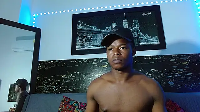 Snapshot of Dark_stallionX chatting on October 14, 2025, 3:35 pm Dark stallionX online show from October 14, 2025, 3:35 pm