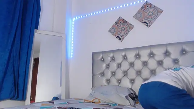 Snapshot of Dark_stallionX chatting on November 16, 2025, 3:23 am Dark stallionX online show from November 16, 2025, 3:23 am