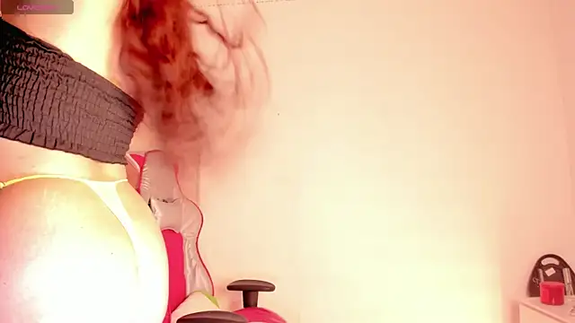 clover tter  online show from October 24, 2025, 12:41 am