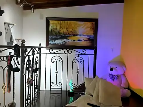 Snapshot of Zulyhenao chatting on November 13, 2025, 11:58 pm Zulyhenao online show from November 13, 2025, 11:58 pm