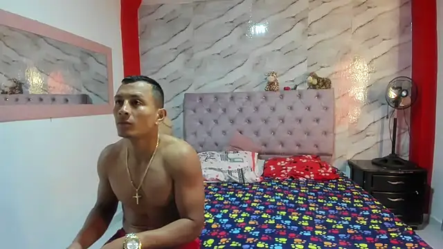 Snapshot of Stefany_Andruw chatting on November 11, 2025, 2:44 am Stefany Andruw online show from November 11, 2025, 2:44 am