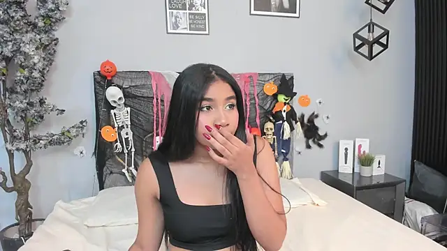 Nahomycarterr online show from November 2, 2025, 7:38 pm