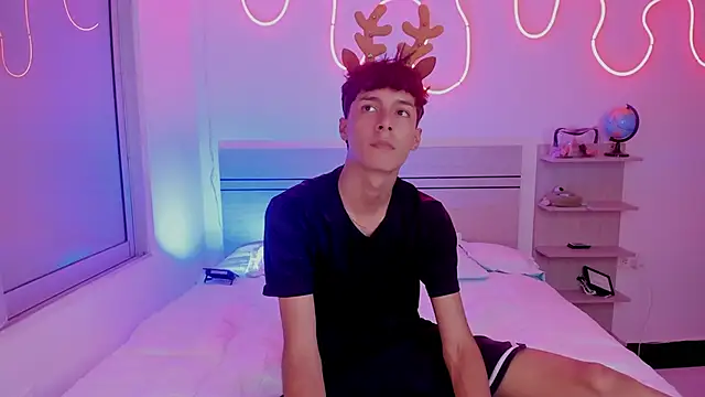 luccas ferreira online show from November 27, 2025, 7:27 pm