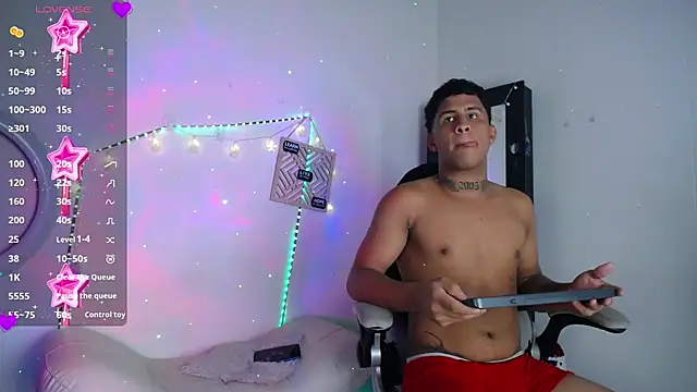 Dylan horny online show from November 16, 2025, 10:32 am