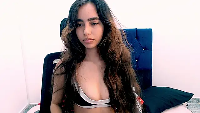 Snapshot of solarboom18 chatting on October 16, 2025, 7:15 pm solarboom18 online show from October 16, 2025, 7:15 pm