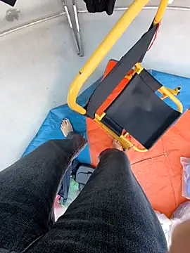 Snapshot of Lili_2love chatting on November 15, 2025, 12:30 am Lili 2love online show from November 15, 2025, 12:30 am