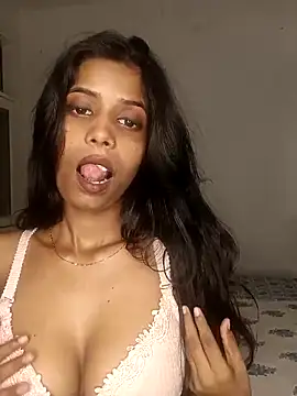 zoya your online show from October 9, 2025, 2:48 pm