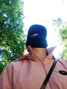 Snapshot of Noen_22 chatting on November 25, 2025, 1:49 am Noen 22 online show from November 25, 2025, 1:49 am