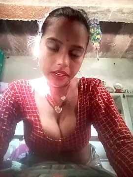 Snapshot of Cuty_kanchna chatting on October 11, 2025, 4:55 am Cuty kanchna online show from October 11, 2025, 4:55 am