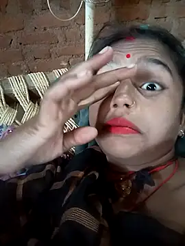 Snapshot of Cuty_kanchna chatting on November 12, 2025, 6:14 am Cuty kanchna online show from November 12, 2025, 6:14 am