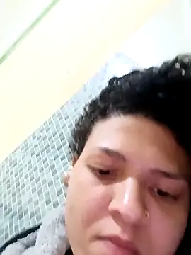 Larissinhamm online show from October 23, 2025, 2:33 am