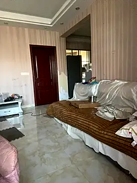 yourkeer online show from October 14, 2025, 9:10 am