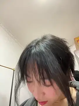 yourkeer online show from November 1, 2025, 9:11 am