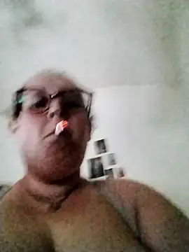 Snapshot of Ojitosclaros191 chatting on October 2, 2025, 2:13 pm Ojitosclaros191 online show from October 2, 2025, 2:13 pm