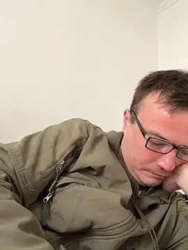 viktor1992-1-1 online show from February 23, 2026, 1:41 pm