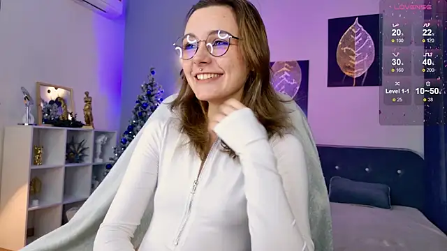 ElizabethMilller  online show from December 13, 2025, 10:04 pm