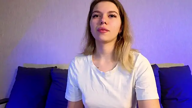 Snapshot of ashhque chatting on December 1, 2025, 8:19 am ashhque online show from December 1, 2025, 8:19 am