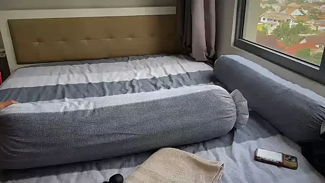 Lil asianxyz online show from December 22, 2025, 3:36 am