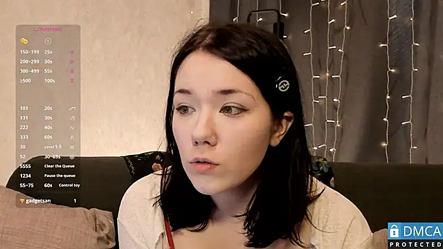 Kelly foox online show from April 11, 2026, 11:14 am