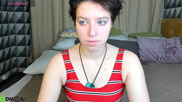 Snapshot of Sara_Frayer chatting on November 11, 2025, 1:16 am Sara Frayer online show from November 11, 2025, 1:16 am