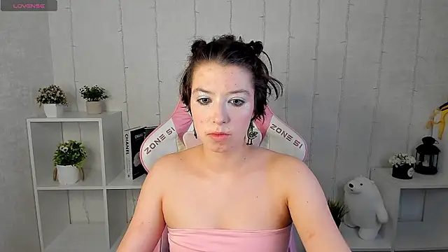 Sara Frayer online show from February 14, 2026, 1:02 am